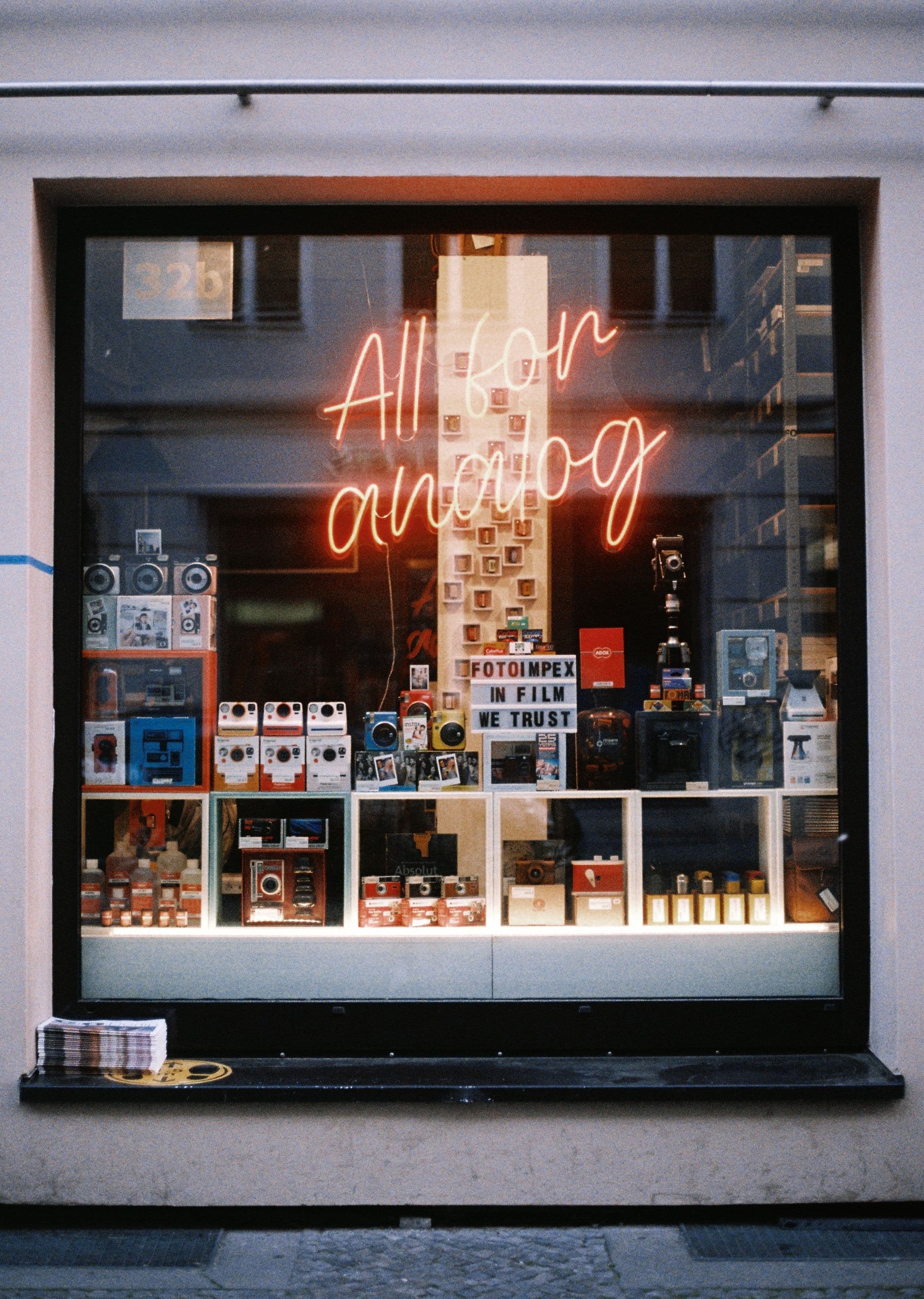 The Great Analog Paradox: Why 2026's Offline Movement Lives Entirely Online